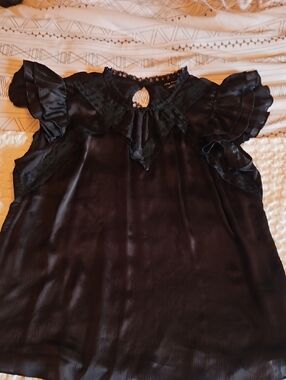 Black Lace-Trim Flutter Sleeve Women's Top Size 18